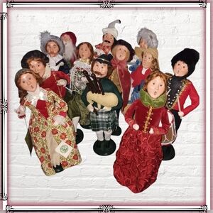 Byers Choice 12 Days Of Christmas Carolers Full Set
